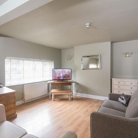 Bed and Breakfast Fantinos Thirsk Esterno foto